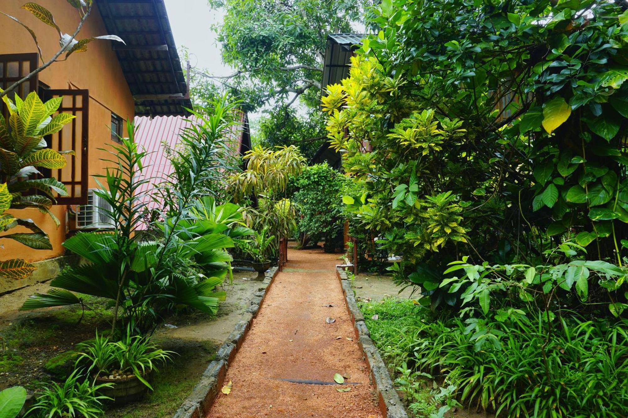 Sky Villa Sigiriya Bagian luar foto